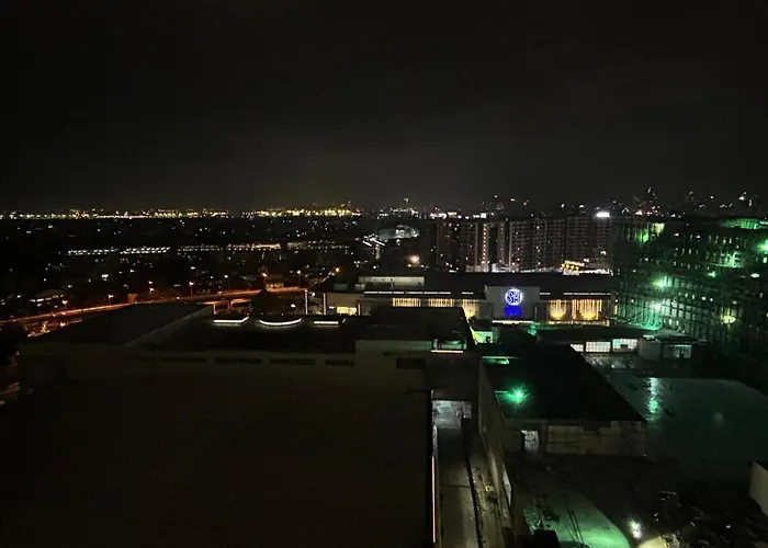 Sweet - Azure Apartment Manila